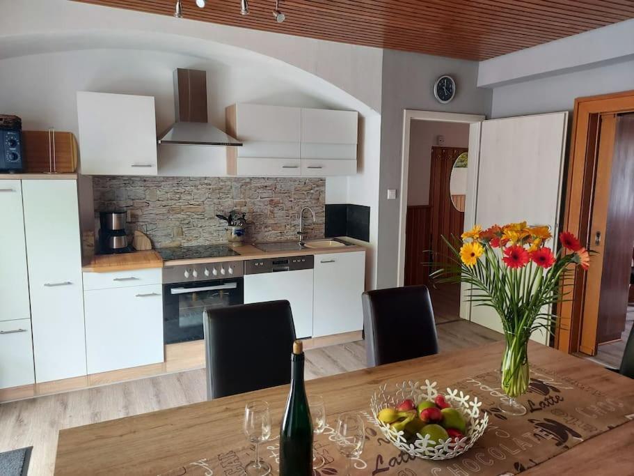 Ferienhaus Heimes Klotten Eksteriør bilde